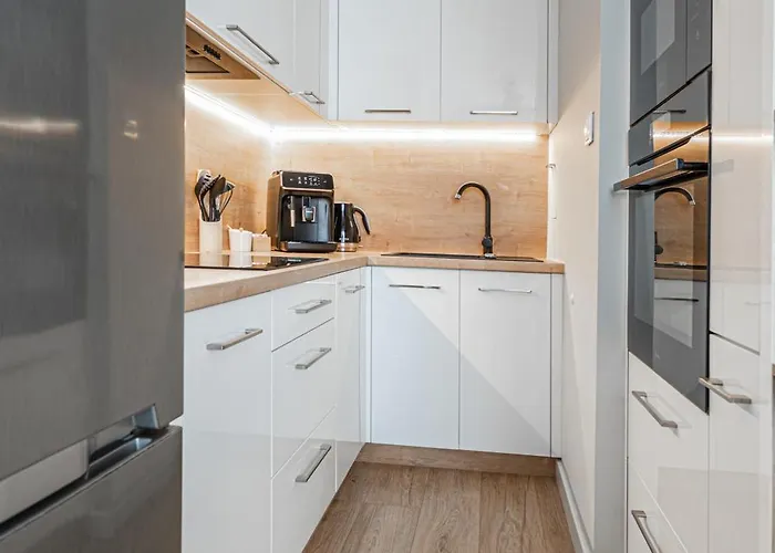 Apartament Avis Skwer Kosciuszki 48 *